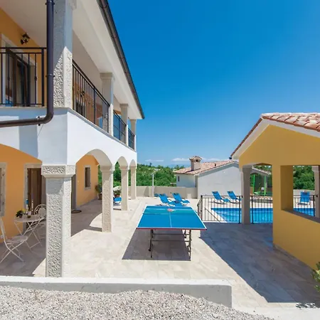 Santa Lucia Villa Koromačno